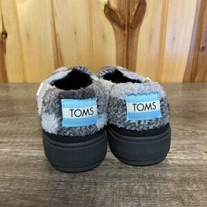 TOMS Alpargata Lug Sneaker Shoe Faux Shearling Fuzzy Plaid Womens 7.5wsaxc